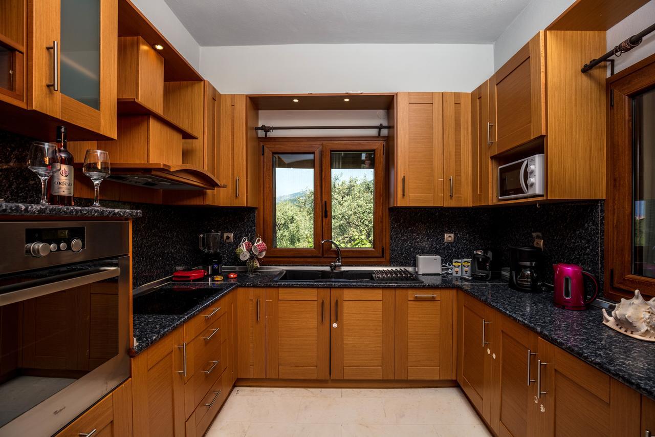Fokas Luxury Villa Prínos Esterno foto